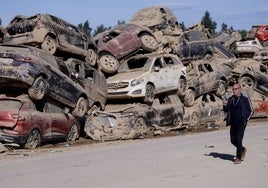 Se estima que más de 120.000 coches se han visto afectados por la DANA.