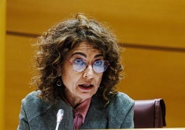 María Jesús Montero este martes en la comisión de investigación del 'caso Ábalos' en el Senado