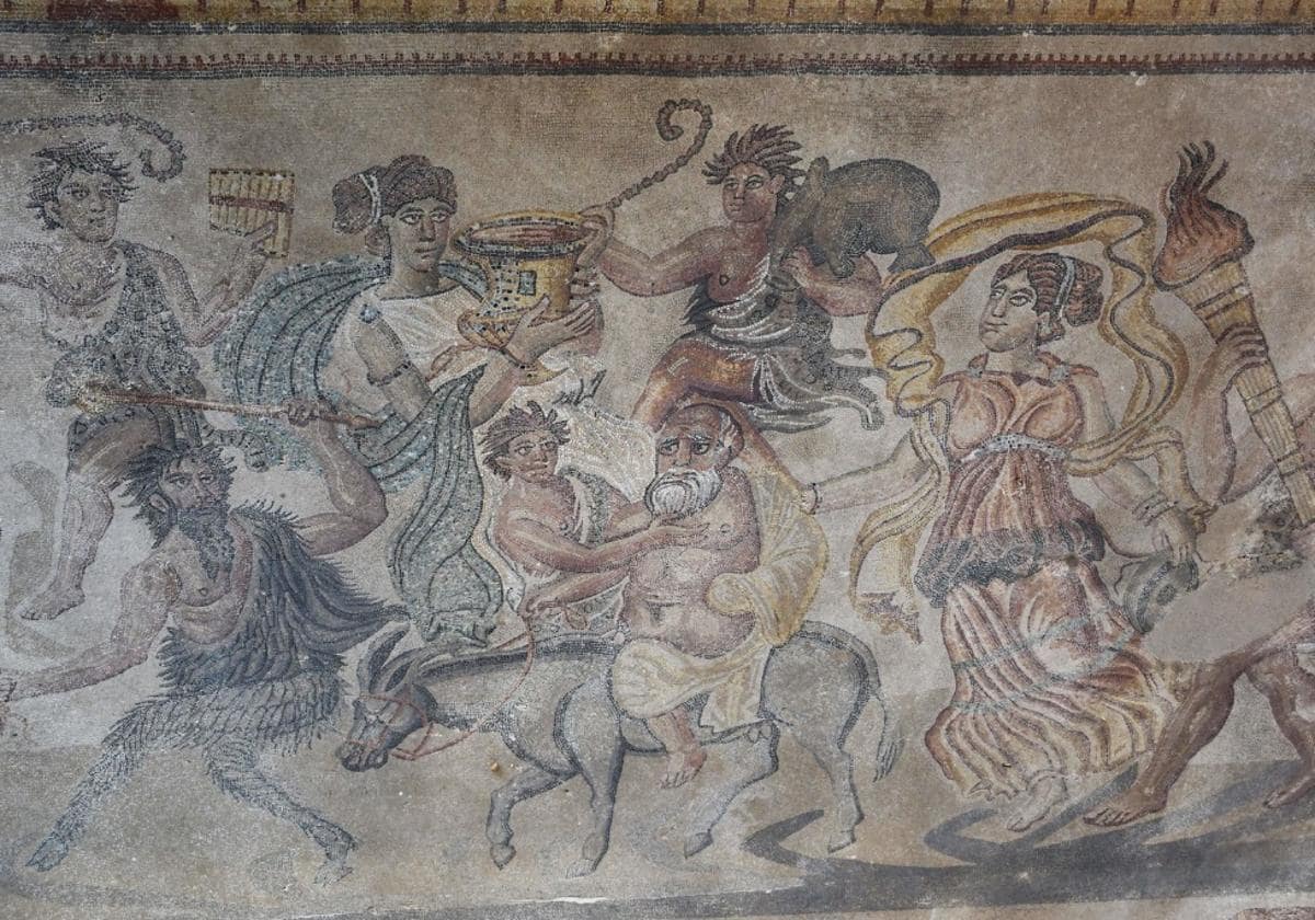 Mosaico encontrado en la villa romana de Noheda.