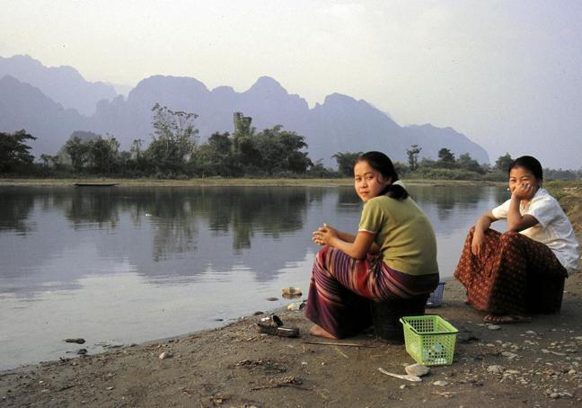 2001 yılında Vang Vieng.