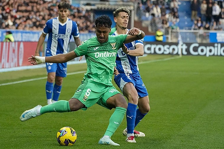 Carlos Vicente salva un punto para el Alavés frente al Leganés