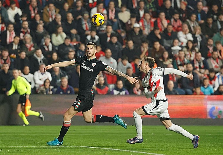 El Athletic remonta en Vallecas con un doblete de Sancet y se mete en Champions