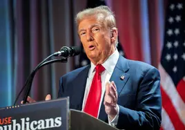 Donald Trump, durante un encuentro con representantes del Partido Republicano.