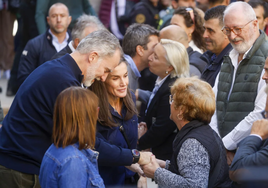 Los Reyes, en la visita que realizaron al municipio de Chiva el 19 de noviembre.