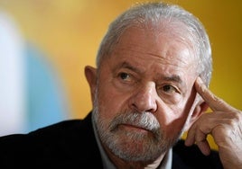 Lula da Silva, presidente de Brasil, ha tenido que ser operado de una hemorragia intracraneal.