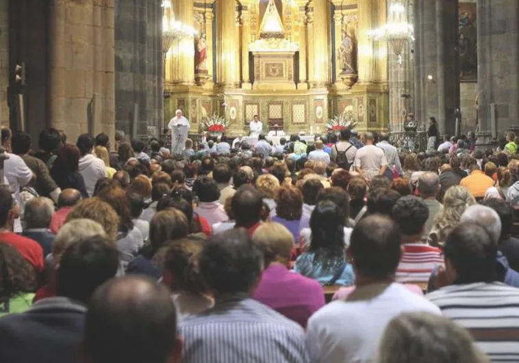 Sube El N Mero De Personas Que Van A Misa Y Bajan Las Bodas Los