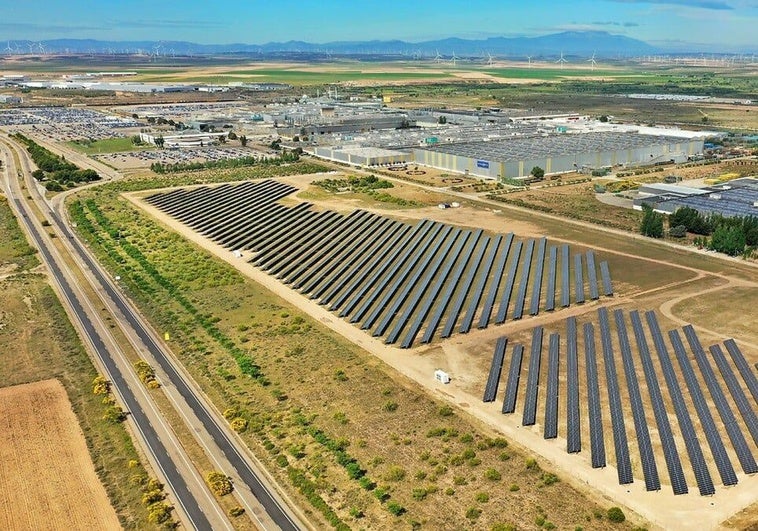 Vista aérea de la planta de Stellantis en Zaragoza (Figueruelas)