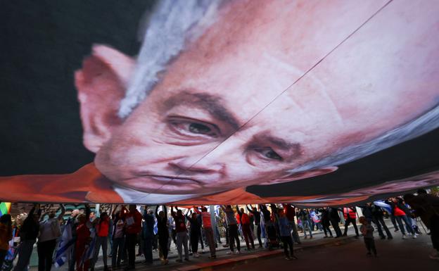 Imagen de protestas contra la reforma judicial de Netanyahu, el 1 de abril de 2023.