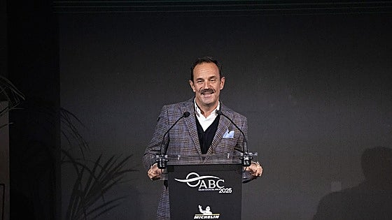 «El R5 es un coche que mola, y por cierto, es eléctrico»