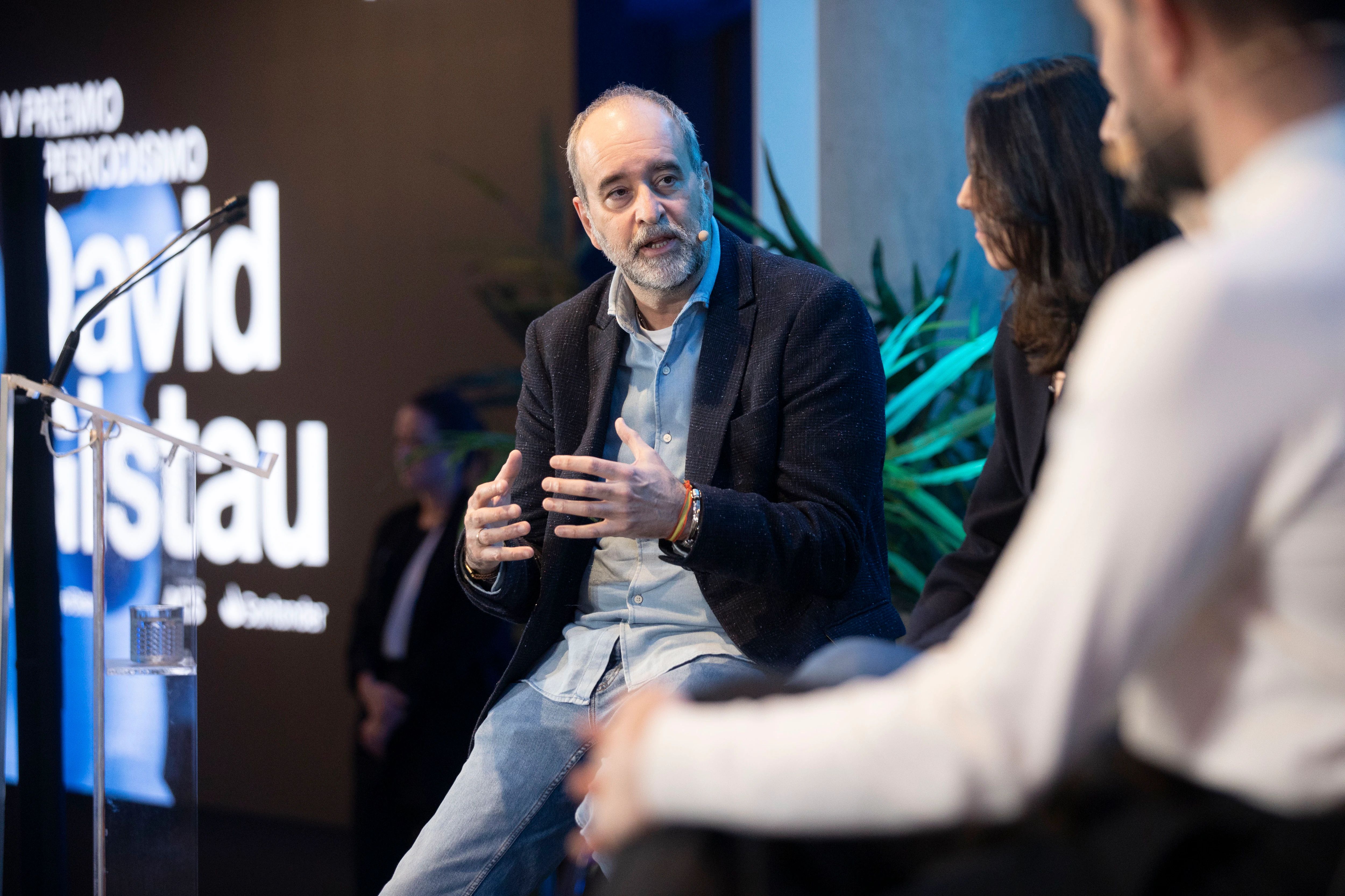 El director adjunto de ABC, Agustín Pery, durante el coloquio con los jóvenes periodistas de ABC y 'El Mundo'