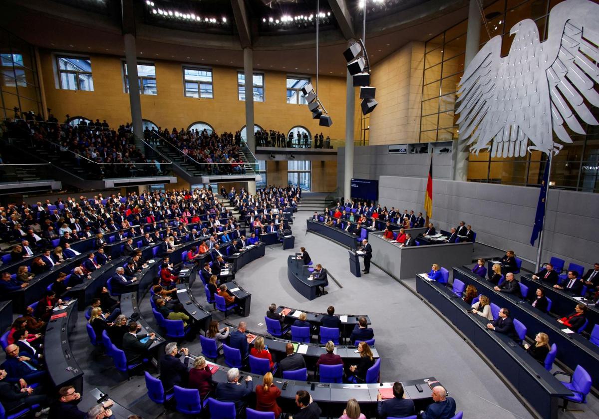 Los parlamentarios alemanes, reunidos en el Bundestag.