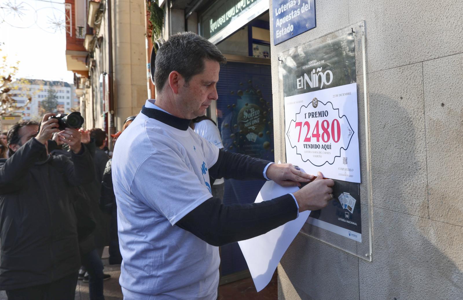 Administración número 6 de Logroño vente íntegramente el Gordo de Navidad