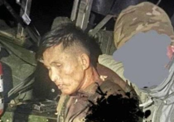 La imagen del supuesto soldado norcoreano que ha sido capturado.