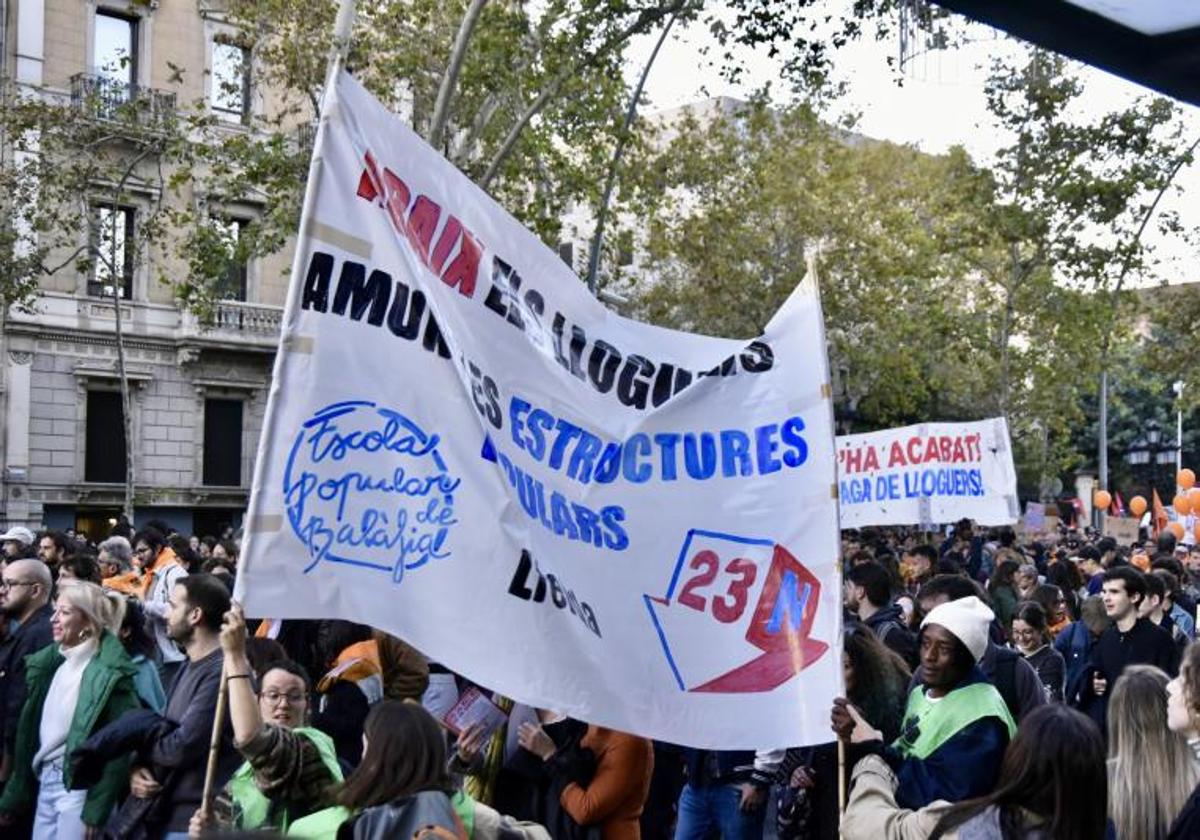 Manifestación por la vivienda en Barcelona en noviembre