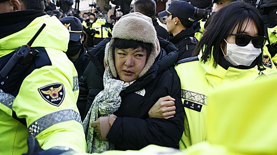 Tensión en Corea del Sur ante la detención del presidente destituido por la ley marcial