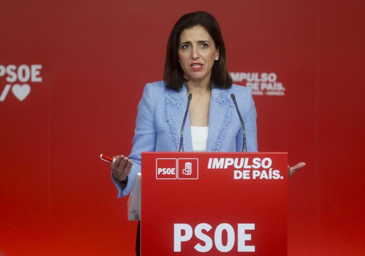 El PSOE blande el cincuentenario de Franco contra el líder del PP y el legado de Fraga