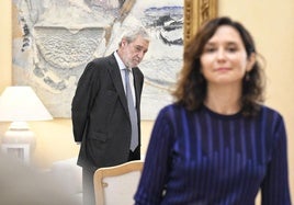 El jefe de Gabinete de Isabel Díaz Ayuso, detrás de la propia presidenta de la Comunidad de Madrid,