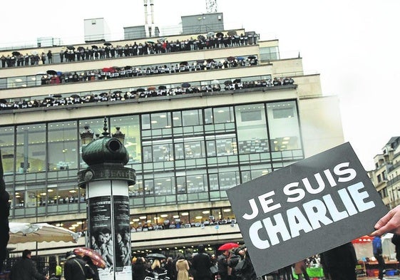 Manifestación celebrada en enero de 2015 en solidaridad con el equipo de la revista.