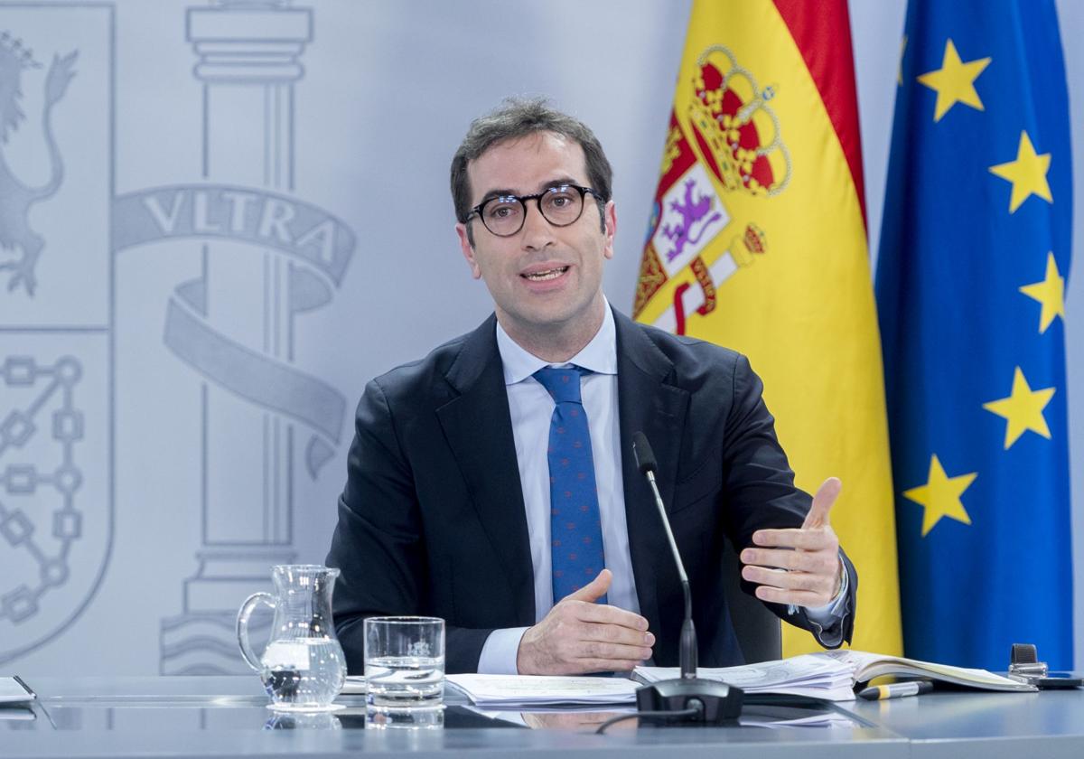 El ministro de Economía, Comercio y Empresa, Carlos Cuerpo, durante una rueda de prensa posterior al Consejo de Ministros