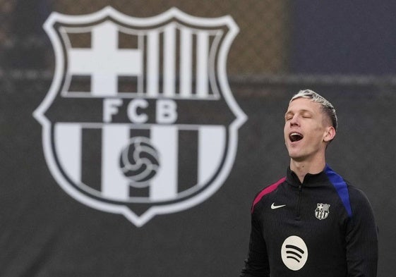 Dani Olmo, durante un entrenamiento del Barça.