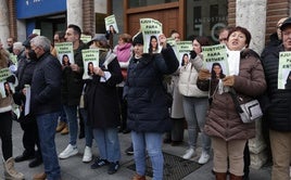 Concentración ante los juzgados por la declaración del principal sospechoso del caso Esther López.