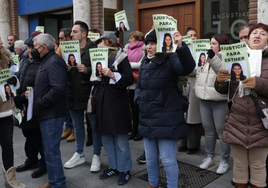 Concentración de los allegados ante los Juzgados el pasado 20 de diciembre