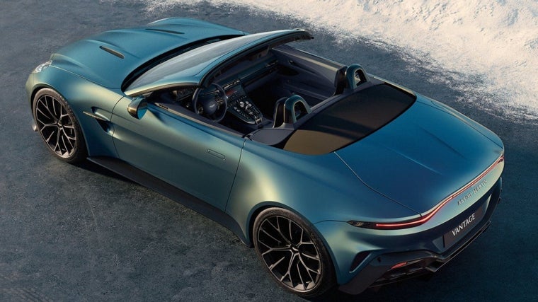 Continúa una tradición de modelos Aston Martin Vantage descapotables