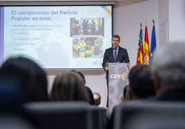 El líder del PP en su encuentro conla patronal valenciana.