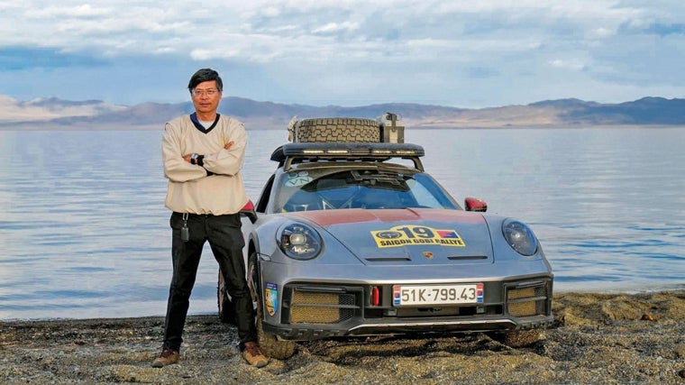 Ruta de 33.000 km por Asia con el 911 Dakar