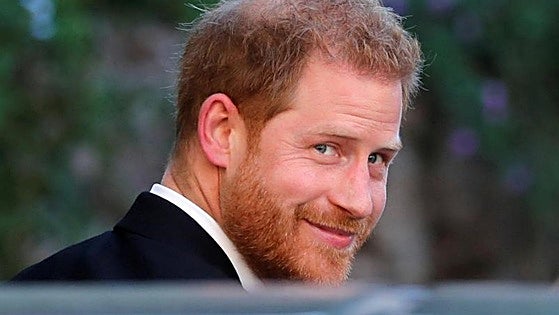 El príncipe Harry llega a un acuerdo con los periódicos de Murdoch tras obtener una disculpa