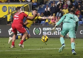 Las Palmas consigue el empate ante el Osasuna en el último momento