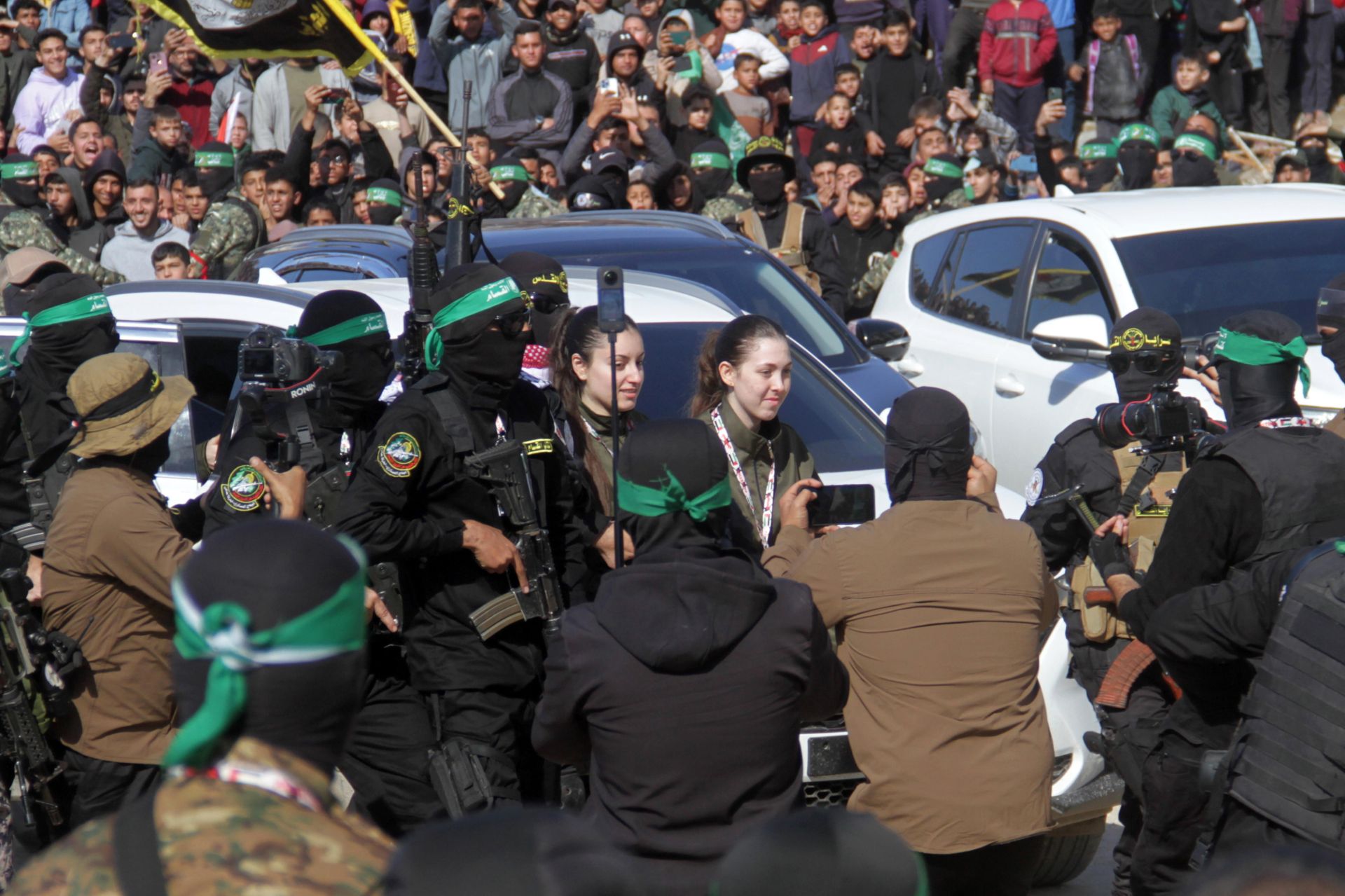 Así ha sido la festiva liberación de las soldados israelíes