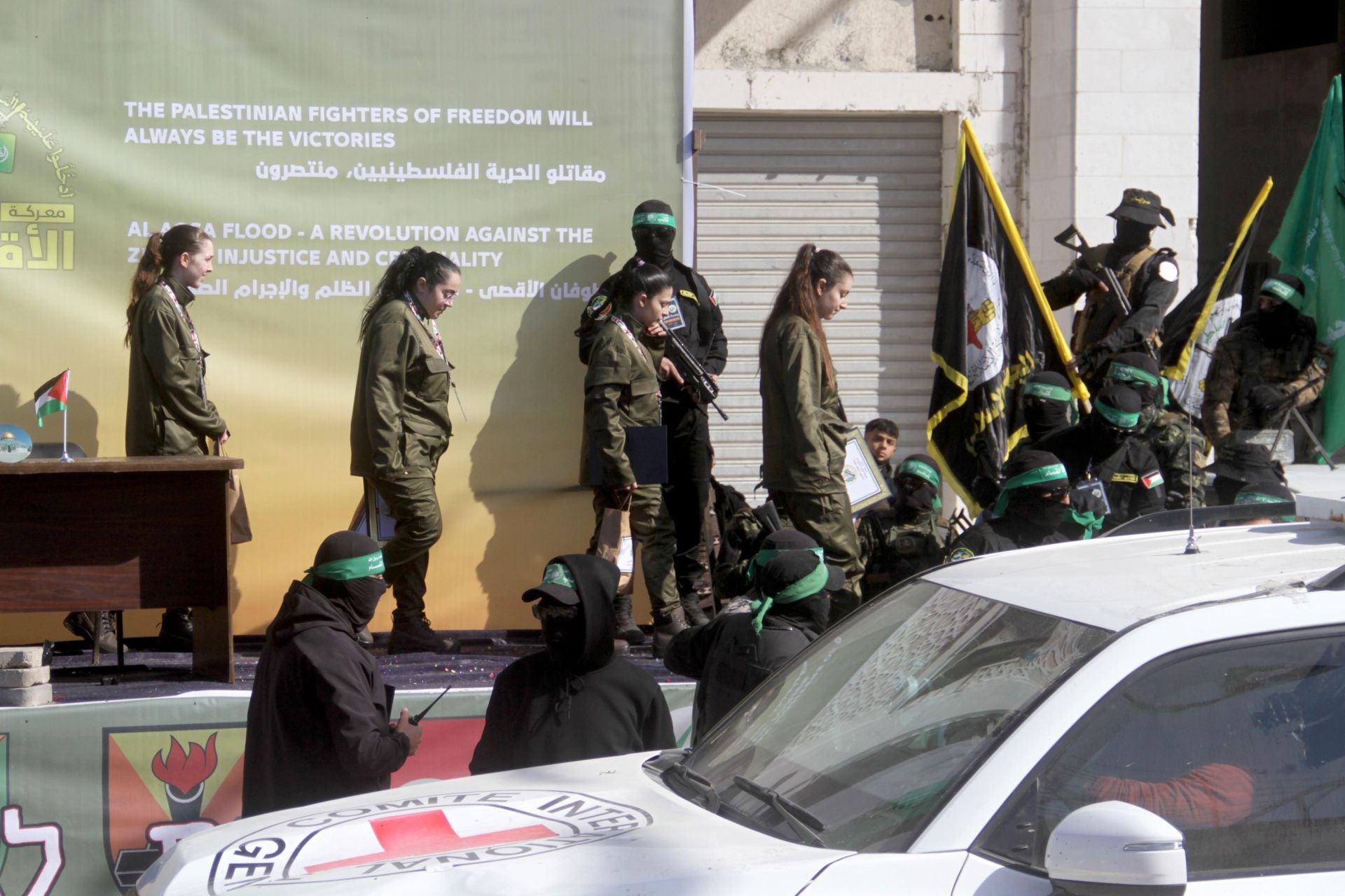 Así ha sido la festiva liberación de las soldados israelíes