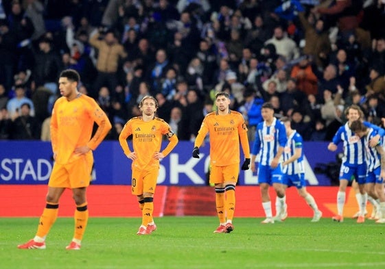 El Real Madrid se hace el 'harakiri' antes del derbi