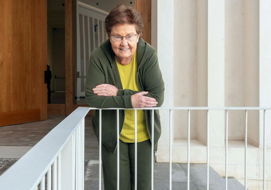 Helga de Alvear en el museo de Cáceres.