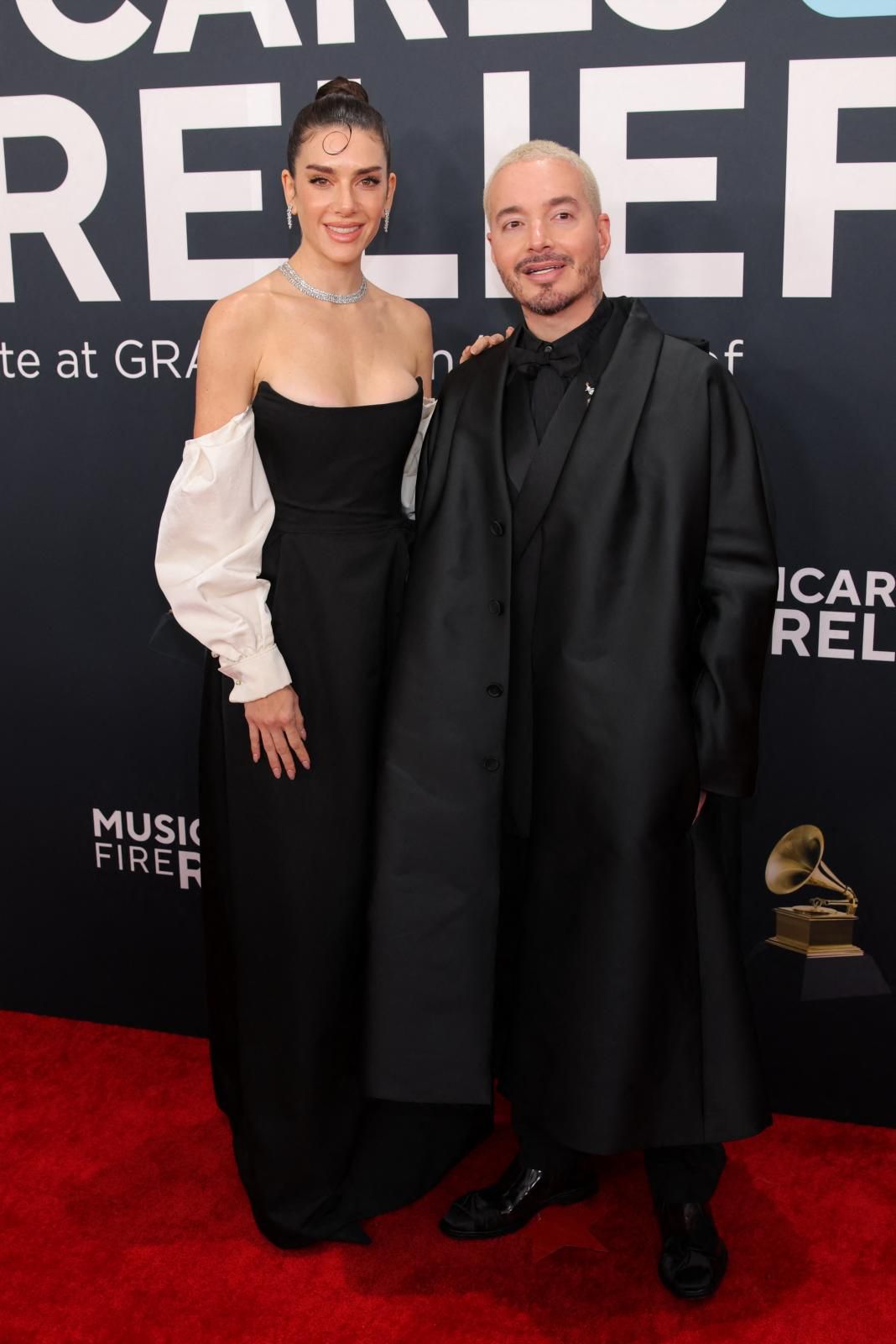 Valentina Ferrer y J Balvin, de Dior.