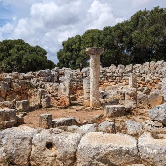 Estos yacimientos Patrimonio de la Humanidad son milenarios y están en una isla española