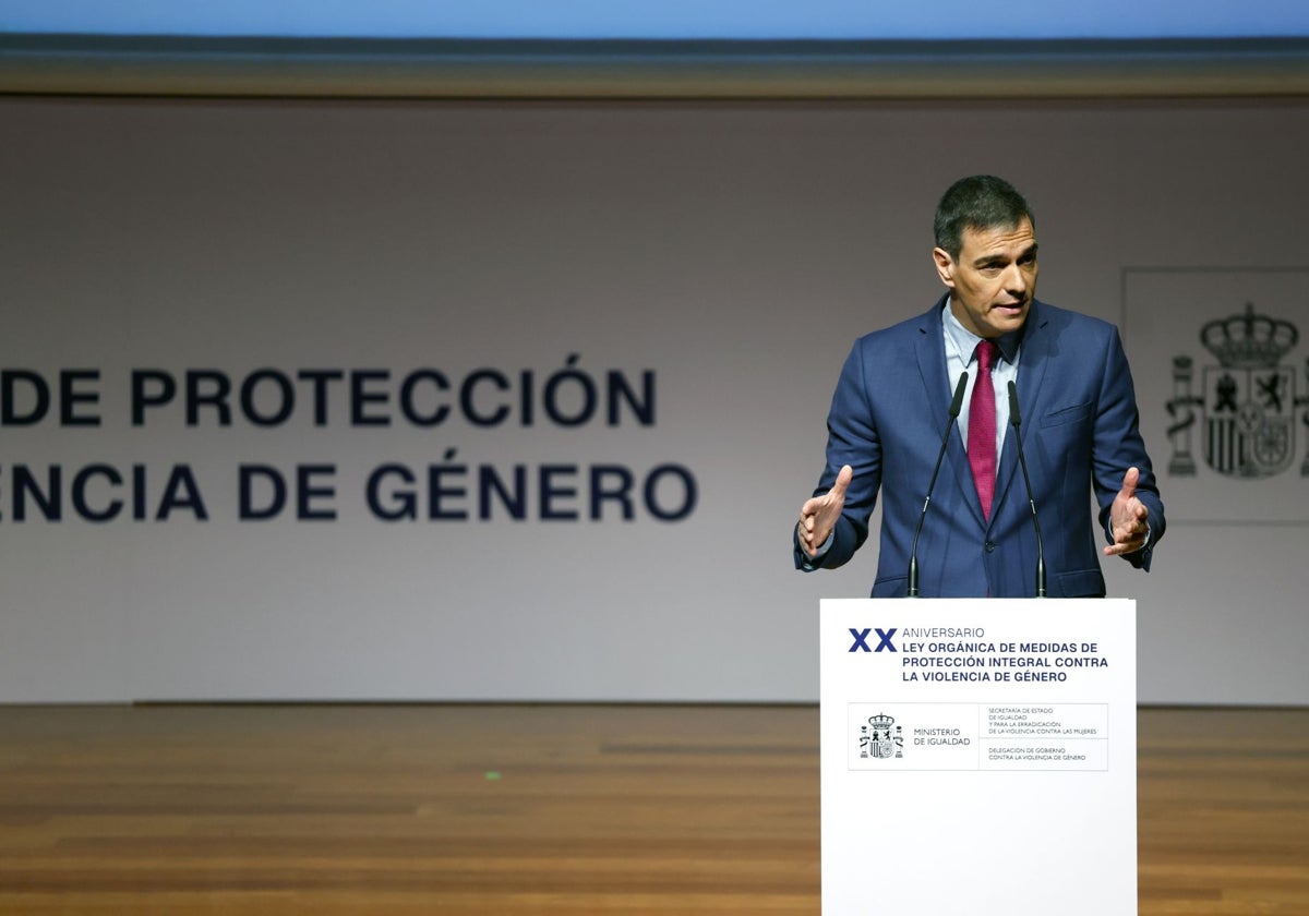 El presidente de Gobierno Pedro Sánchez en el acto del XX aniversario de la Ley contra la Violencia de Género, este lunes.