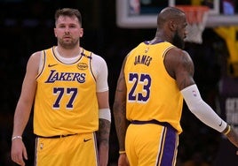 Luka Doncic y LeBron James en la victoria de Los Angeles Lakers contra los Utah Jazz