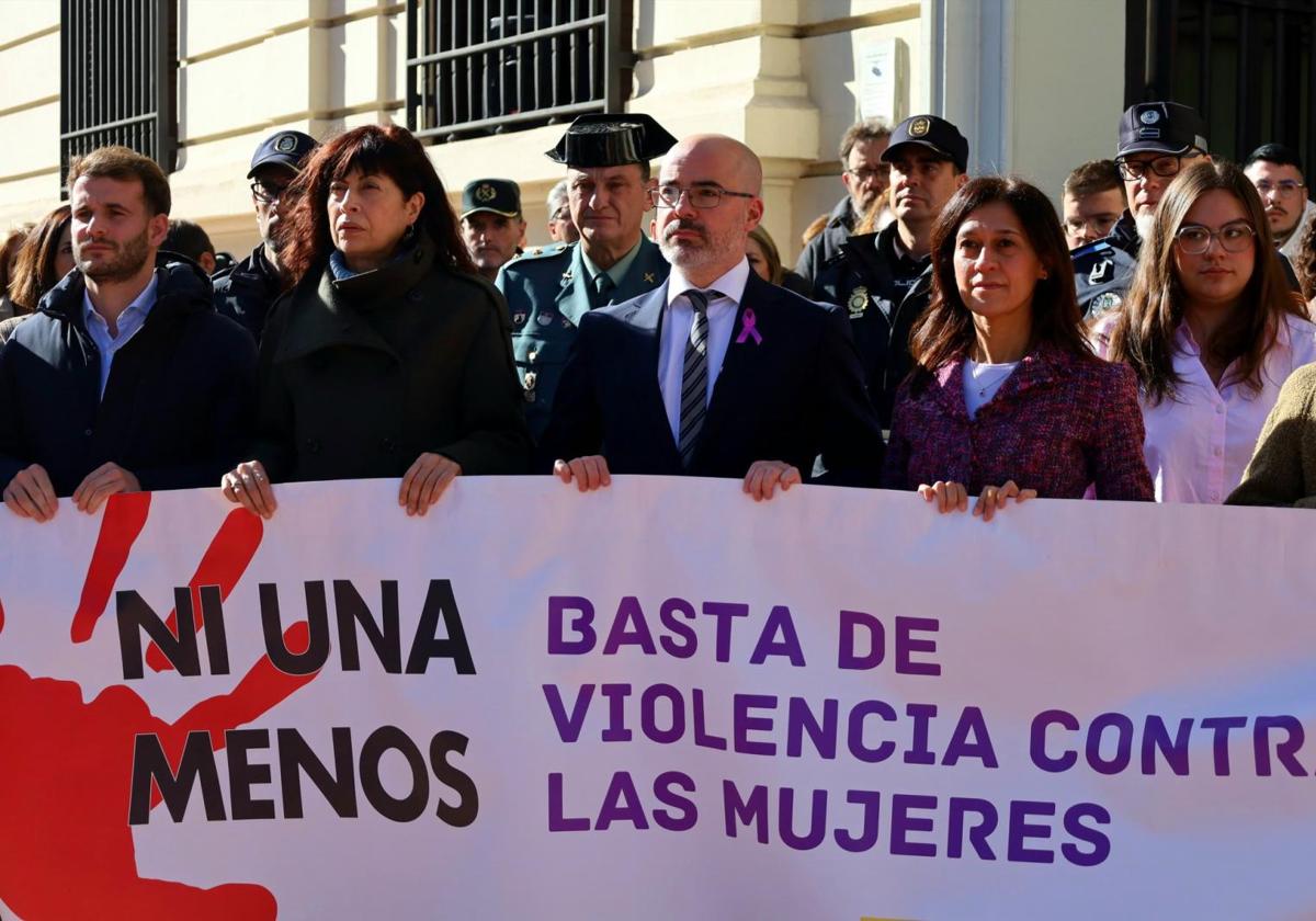 Moment of silence for the murder of a woman in Asturias due to gender violence