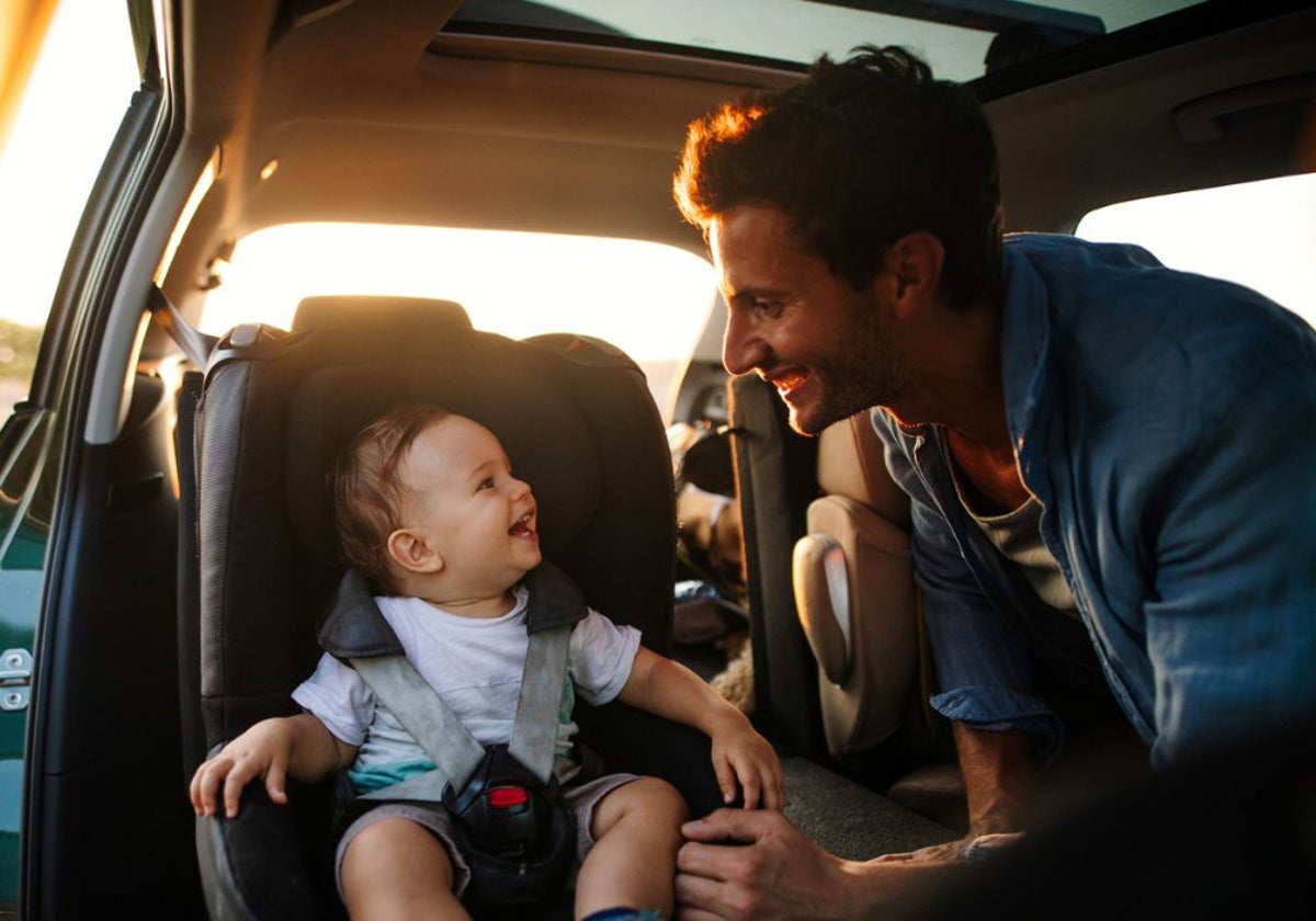 Ser padre no viene con manual de instrucciones, especialmente al volante