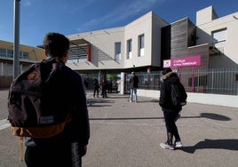 Escuela de Montpellier en la que una estudiante de 14 años fue violada.