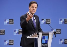 Mark Rutte, secretario general de la OTAN, tras la reunión de los ministros de Defensa de la Alianza en Bruselas.