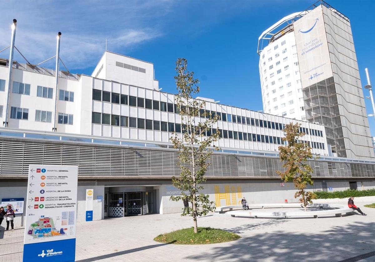 Vista exterior del hospital barcelonés Vall d'Hebron.