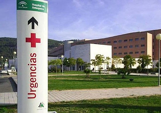 Un menor, en la UCI tras ser apuñalado por su entrenador en un pueblo de Málaga