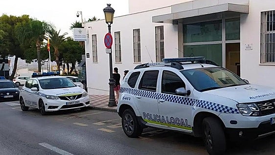 Hallan muertos a una anciana y a su hijo en un pueblo de Málaga: él falleció primero y ella después por inanición