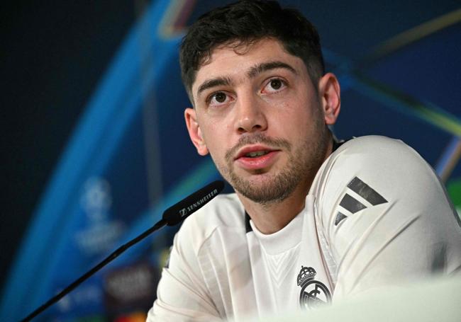 Fede Valverde, durante la rueda de prensa.