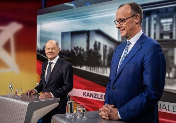 Olaf Scholz y Friedrich Merz en el debate televisado de este miércoles.