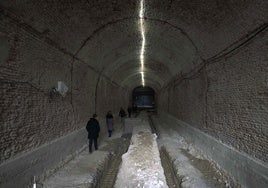 Interior del Túnel de Villanueva o Túnel de Bonaparte, que conecta el Palacio Real con la Casa de Campo.