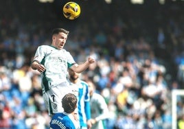 El Huesca sigue en puestos de playoff tras rescatar un punto en Riazor